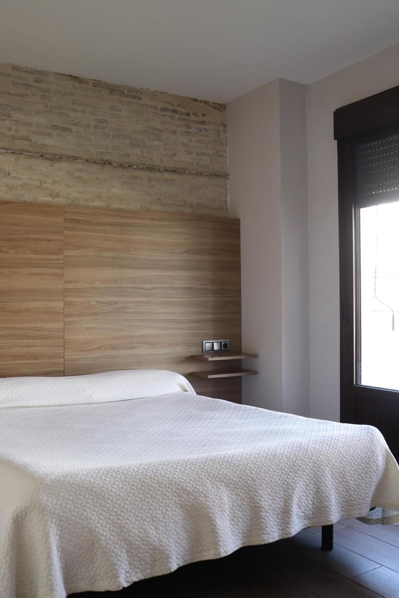 Apartamentos Reyes Catolicos 14 เซบีญา ภายนอก รูปภาพ